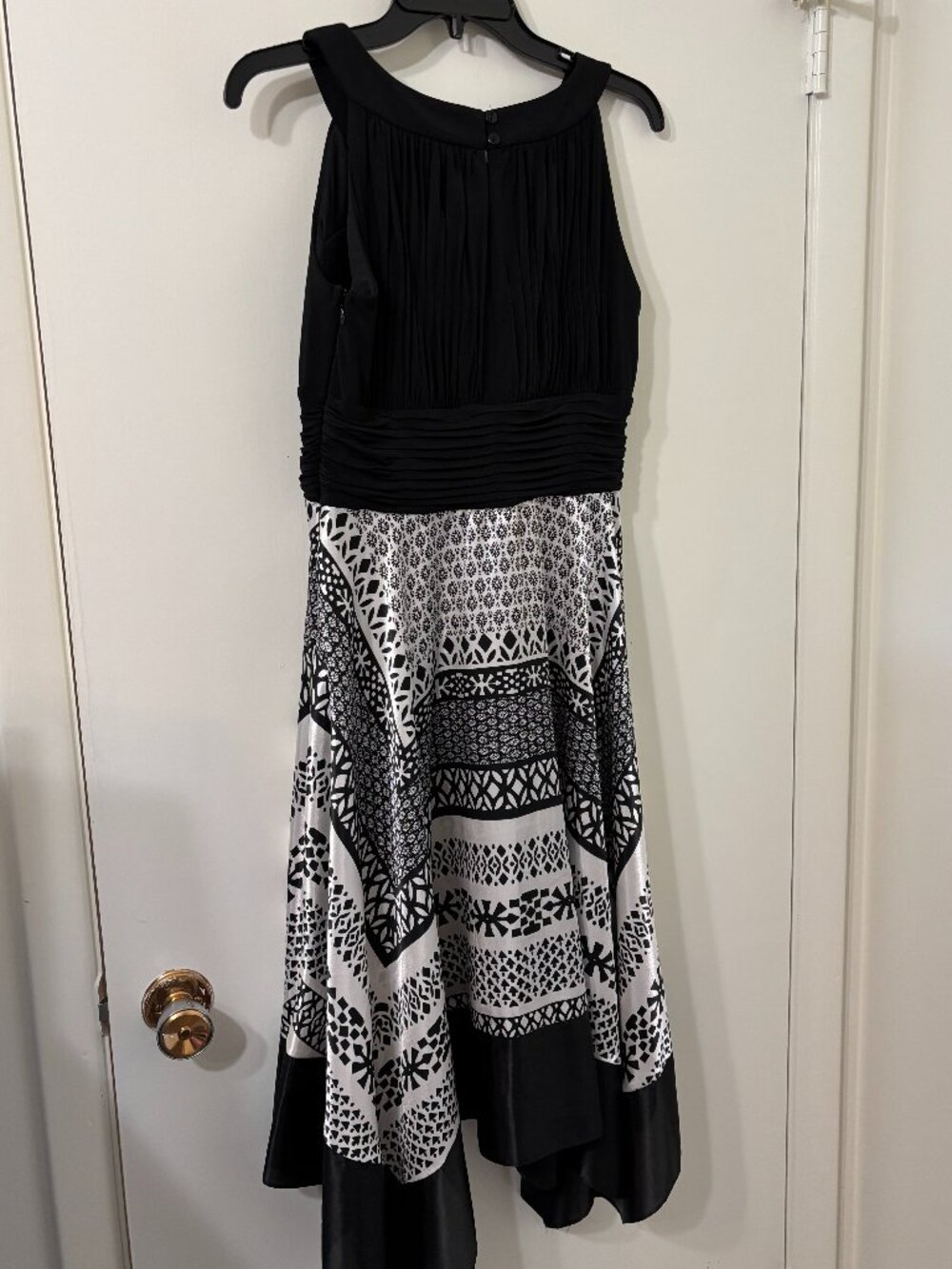 Melrose Blk/Ivory Sz 12 Silky Handkerchief Print Dress Classic Cha-Cha or Church